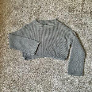 Wild Fable gray Knit crop top Sweater - size small